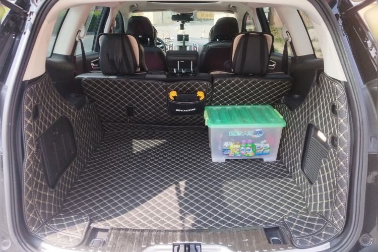 Used Ford Edge 2018 Facelifted EcoBoost 245 Two-Wheel-Drive Platinum Edition 5 Seats China V Emission Standard Trunk