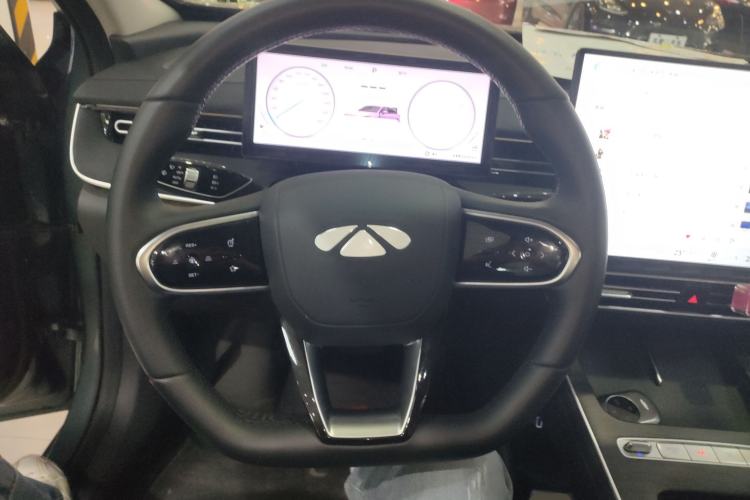 Used Chery Fengyun A8L 2025 1.5 TGDI 145 km Luxury Version Steering Wheel
