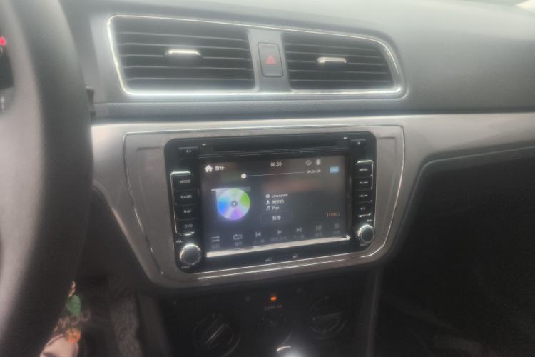 Used Volkswagen Gran Lavida 2015 1.6L Automatic Fashion Edition
