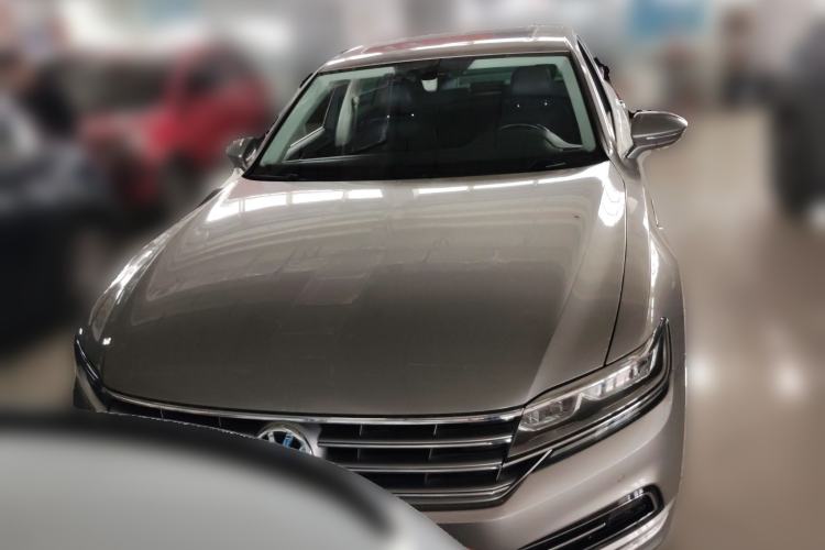 Used Volkswagen Phideon 2018 Revised Version 380TSI Two-Wheel Drive Business Edition Front