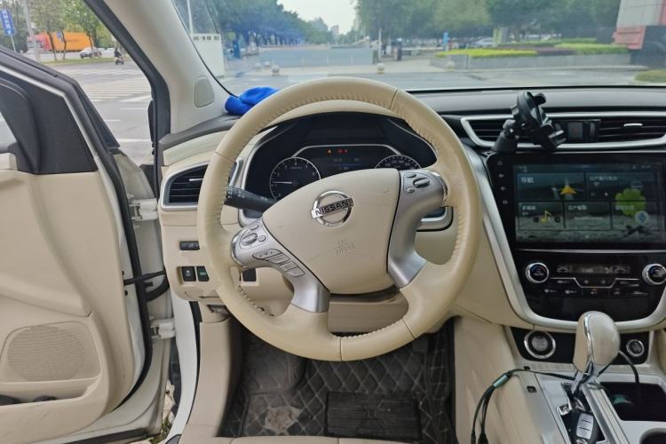 Used Nissan Murano 2019 2.5L XL Two-Wheel Drive Smart Connect Luxury Edition China VI Standard
