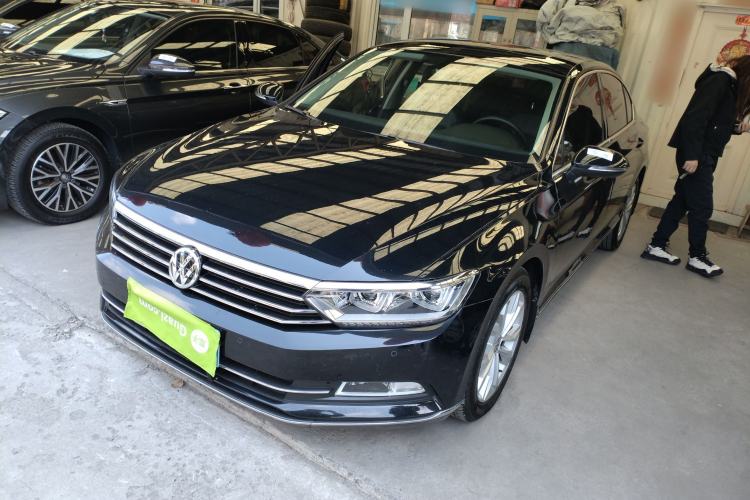 Used Volkswagen Magotan 2018 330TSI DSG Luxury Model