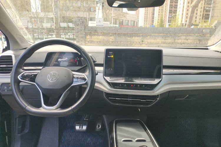 Used Volkswagen ID.6 CROZZ 2022 Long-Range PRO Edition Center Console