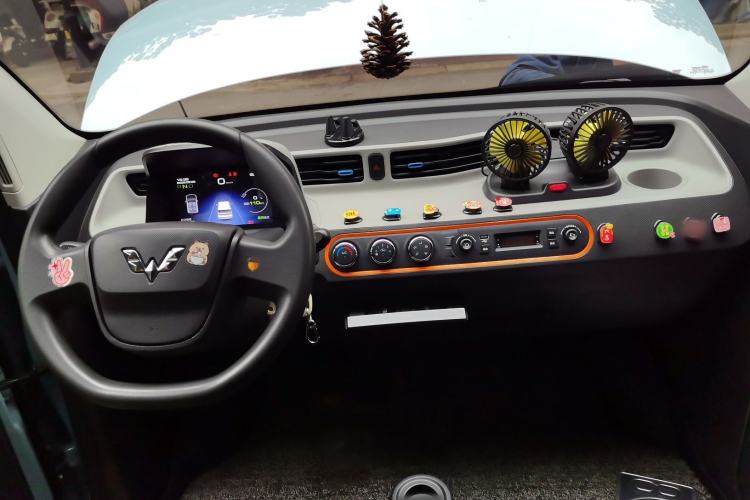 Used Wuling Hongguang MINIEV 2020 Enjoyment Model Lithium Iron Phosphate