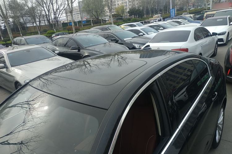 Used BMW 5 Series 2022 Restyled 525Li Luxury Package Roof