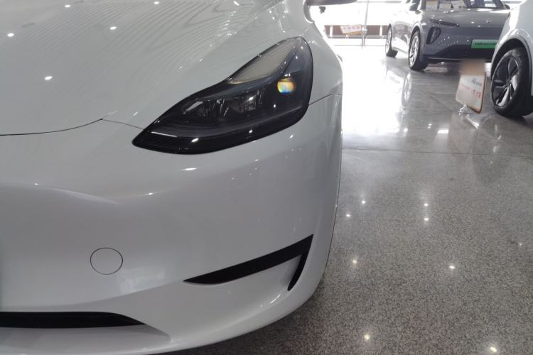Used Tesla Model Y 2024 Rear-Wheel-Drive Version
