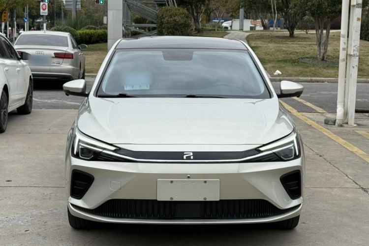 Used Rising ER6 2020 620 km Smart Edition
