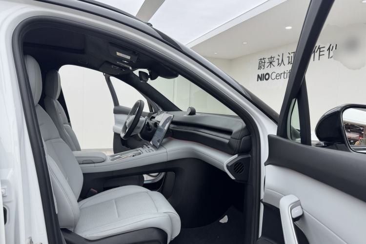 Used Nio ES6 2024 75 kWh
