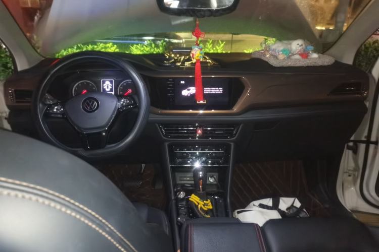 Used Volkswagen Tharu 2020 280TSI Two-Wheel Drive Luxury Plus Version China VI Standard
