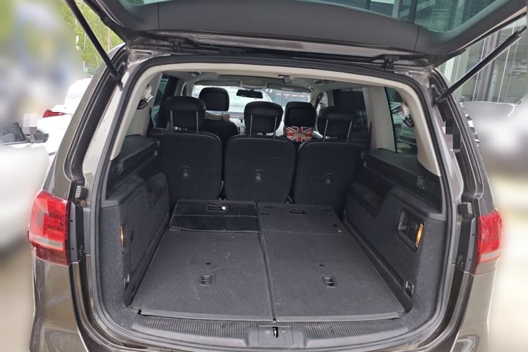 Used Volkswagen Sharan 2016 280TSI Enjoyment Model 7-Seater Trunk