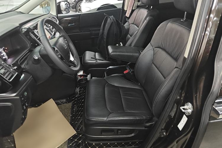 Used Honda Elysion 2016 2.4L Supreme Edition