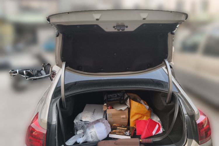 Used Citroen C5 2017 350THP Automatic Luxury Model Trunk