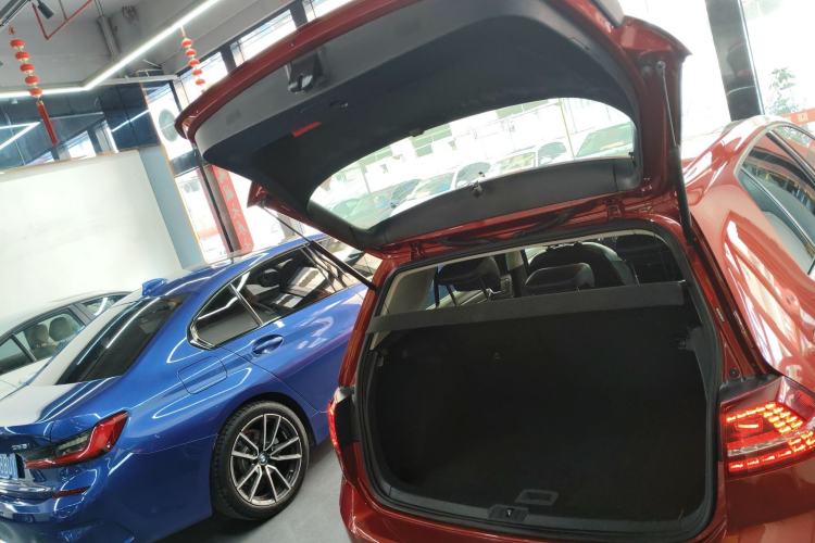 Used Volkswagen Golf 2017 230TSI Automatic Luxury Million-Vehicle Commemorative Edition
