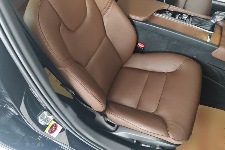 Used Volvo S90 2020 Facelifted T5 Zhiyi Luxury Edition
