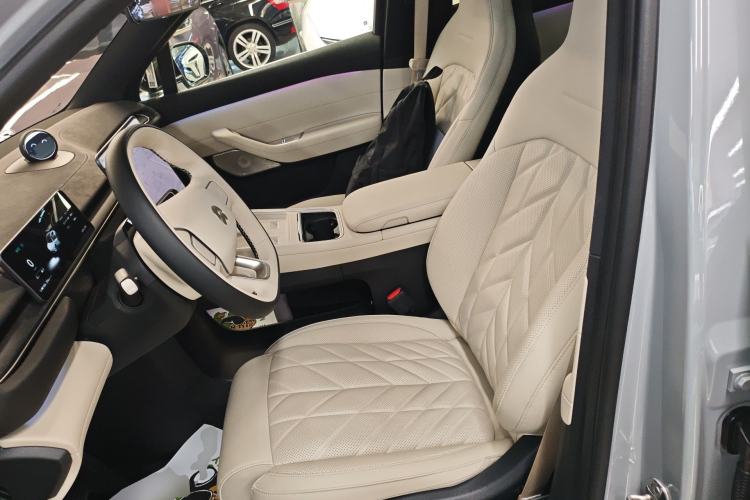 Used Nio EC6 2025 75 kWh Left Front Seat