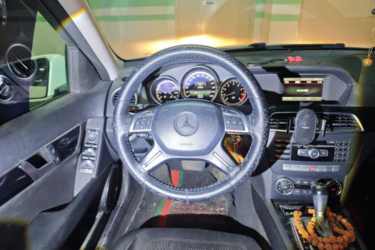 Used Mercedes-Benz C-Class 2013 C 180 Classic Grand Edition
