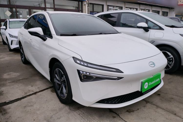 Used AION S MAX 2024 70 Star Edition Front Right 45 Deg