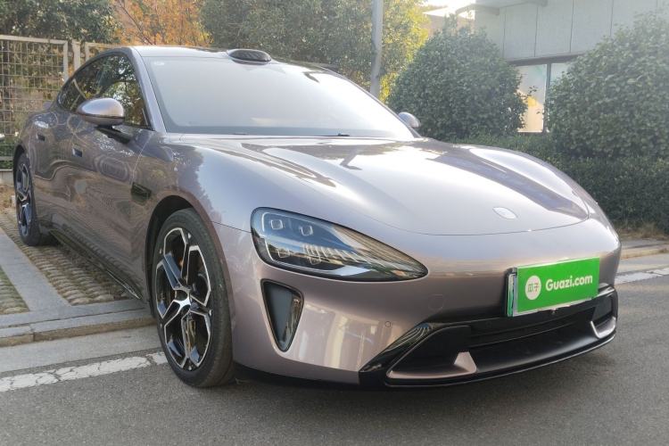 Used Xiaomi Auto SU7 2024 Four-Wheel Drive Ultra-Long Range Advanced Intelligent Driving Max Edition
