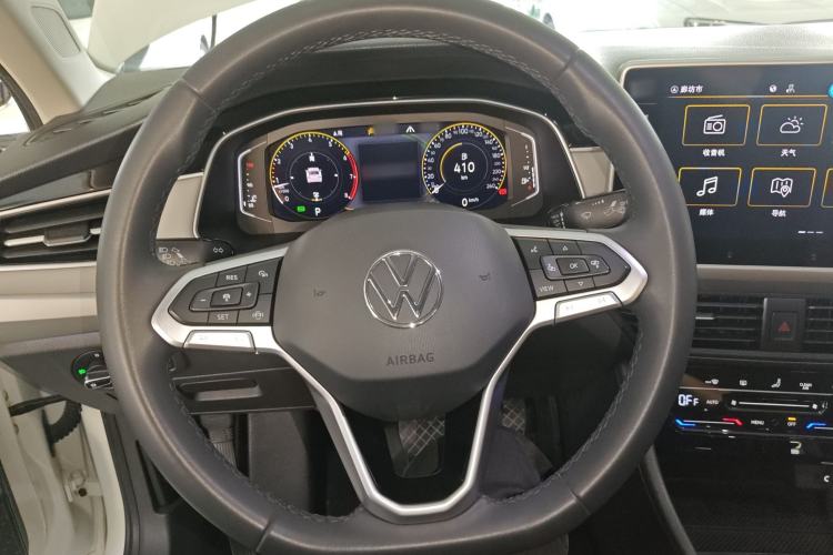 Used Volkswagen Bora 2023 300TSI DSG Prestige Edition
