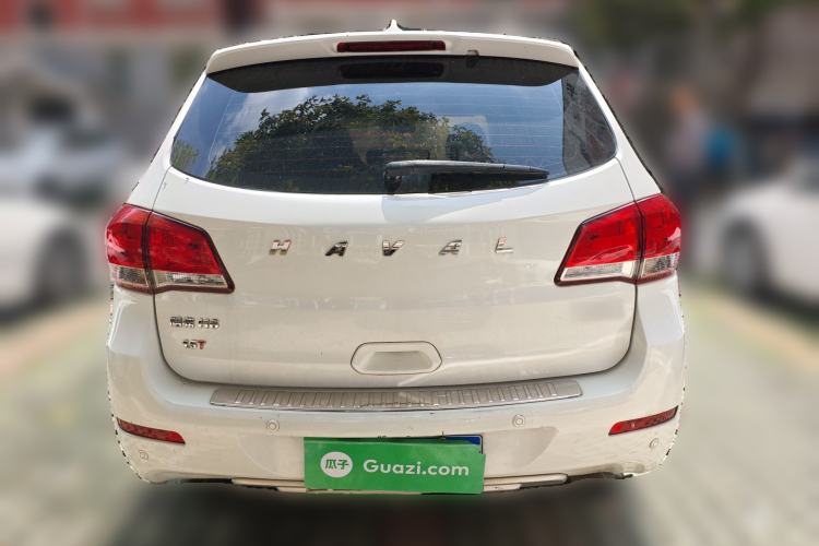 Used Haval H6 2015 Upgraded Model 1.5T Manual Two-Wheel Drive Elite Version Rear