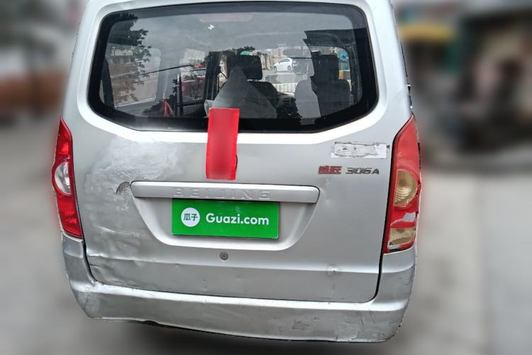 Used BAIC Weiwang 306 2013 1.2L Value Edition Basic CNG 7-seater A12 China IV
