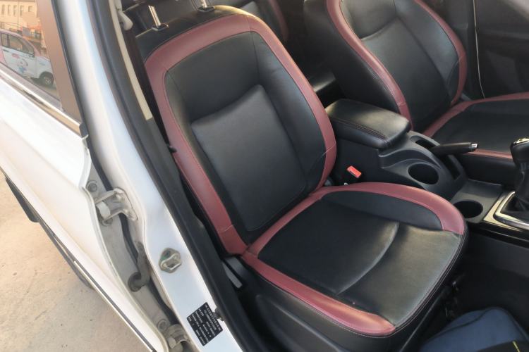 Used HYOSOW S3 2016 1.5L Manual Luxury Edition China IV Emission Standard