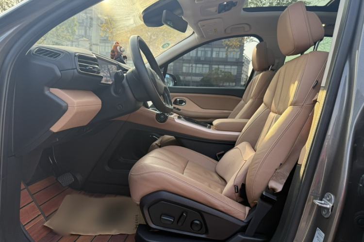 Used Nio ES8 2018 355 km Base Version 7-Seater Edition