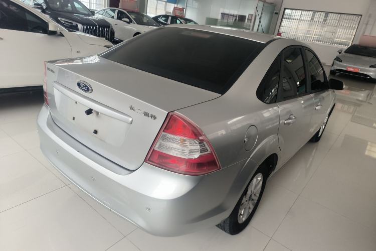 Used Ford Focus 2013 Sedan Classic 1.8L Manual Base Model Rear Right 45 Deg