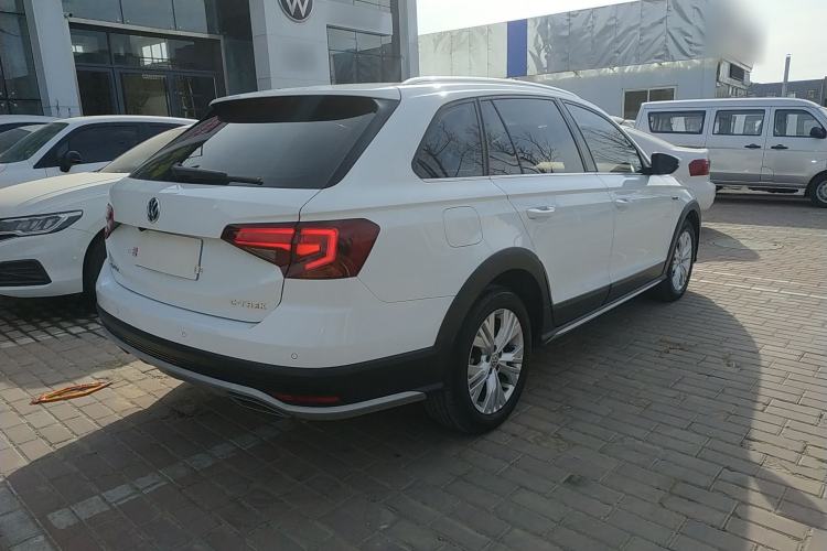 Used Volkswagen C-TREK 2018 1.5L Automatic Comfort Model Rear Right 45 Deg