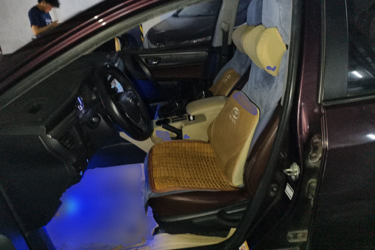 Used Toyota Levin 2016 Dual-Engine 1.8H GS E-CVT Elite Model with Sunroof Left Front Seat