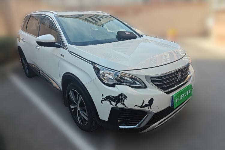 Used Peugeot 5008 2017 380THP 7-Seater Elite Edition Front Right 45 Deg