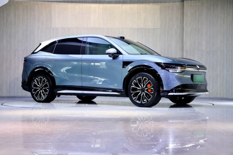 Used Zeekr 7X 2025 100 kWh Long-Range Rear-Wheel Drive with Intelligent Driving Features