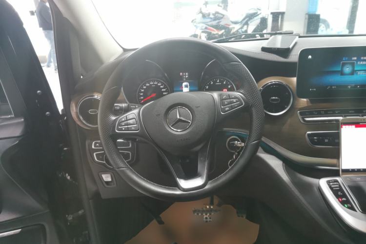 Used Mercedes-Benz V-Class 2020 V 260 Prestige Edition