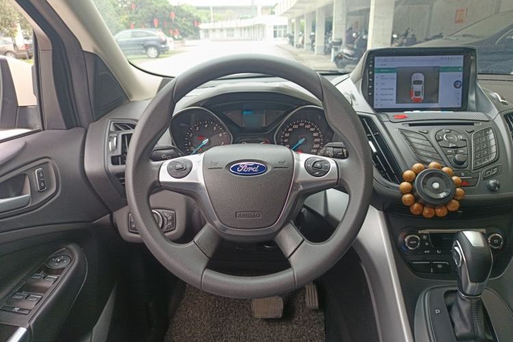Used Ford Kuga 2015 1.5L GTDi Two-Wheel-Drive Comfort Model
