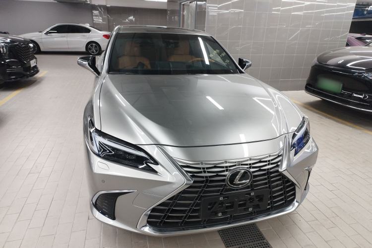 Used Lexus ES 2025 200 Premium Edition
