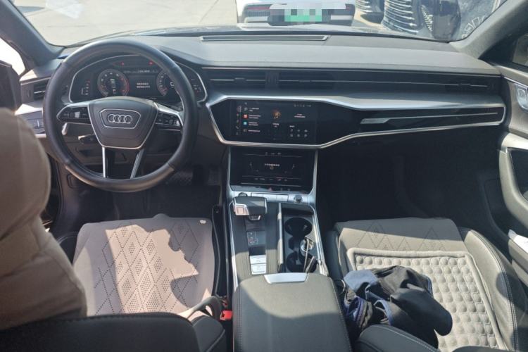 Used Audi A6L 2023 40 TFSI Luxury Prestige Edition
