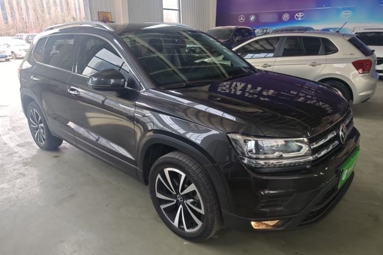 Used Volkswagen Tharu 2021 280TSI Two-Wheel-Drive Luxury Plus Edition Front Right 45 Deg