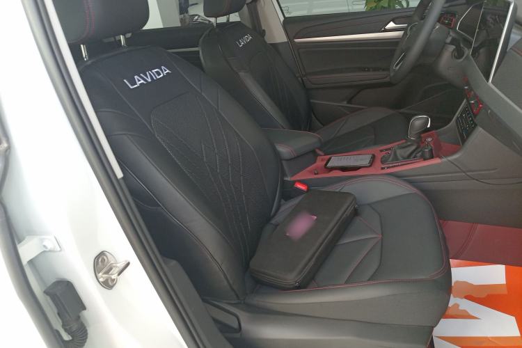 Used Volkswagen Lavida 2024 300TSI DSG Starry Sky Leading Edition
