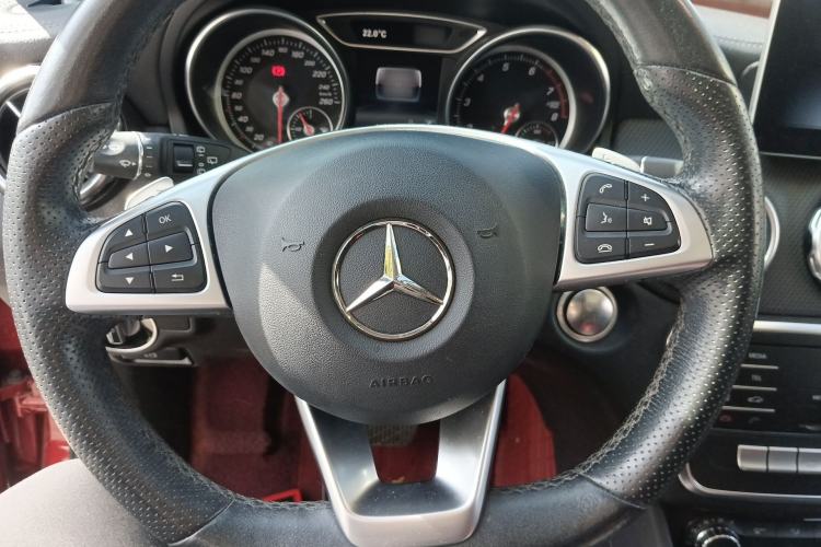 Used Mercedes-Benz GLA 2019 GLA 200 Fashion Model Steering Wheel