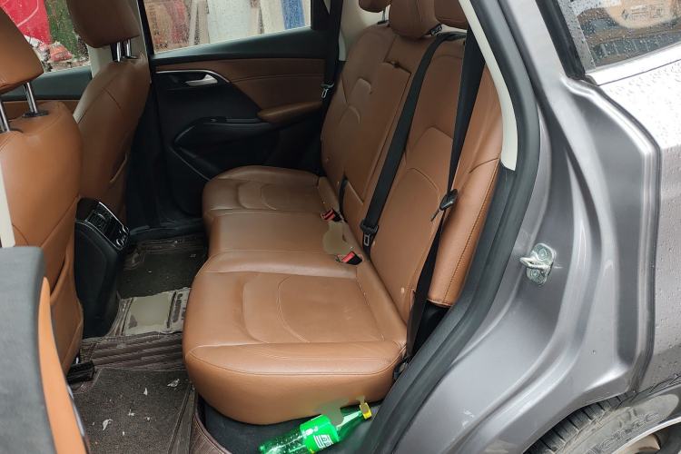 Used BORGWARD BX7 2016 28T Two-Wheel Drive Luxury Version 5 Seats
