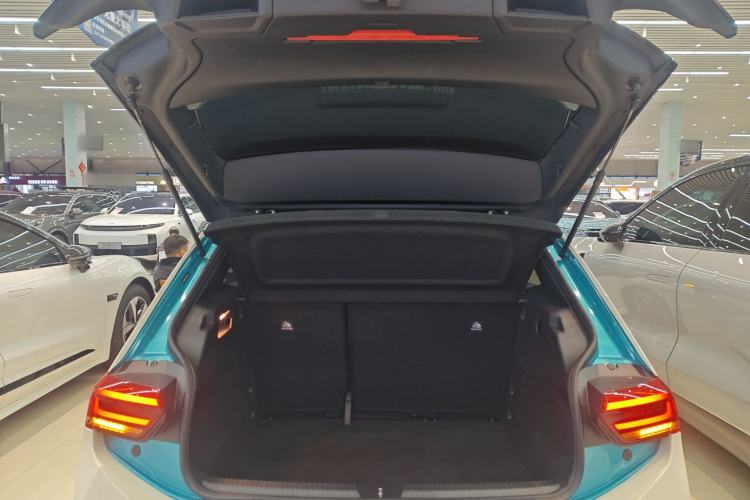 Used Volkswagen ID.3 2023 Pure Smart Edition Trunk