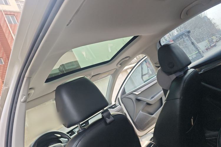 Used Skoda Octavia 2017 1.6L Automatic Smart Drive Edition
