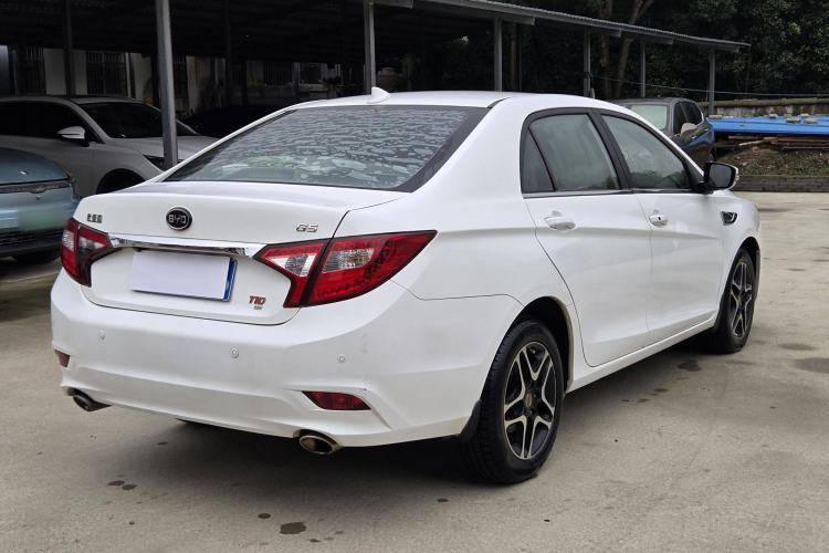 Used BYD G5 2014 1.5TID Automatic Flagship Model
