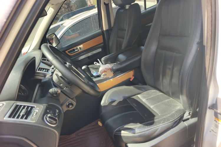 Used Land Rover Range Sport 2011 3.0 TDV6 Diesel Version
