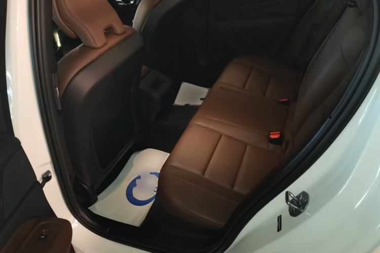 Used Volvo S60 2025 B4 Zhiyi Luxury Edition
