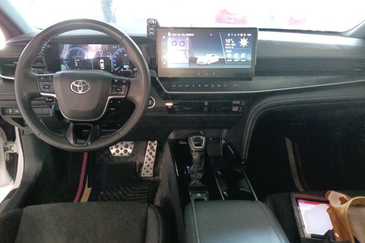 Used Toyota Camry 2024 Dual-Motor 2.0HS Sport Edition
