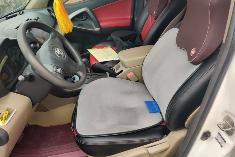 Used Toyota RAV4 2013 2.0L CVT Two-Wheel Drive Urban Edition