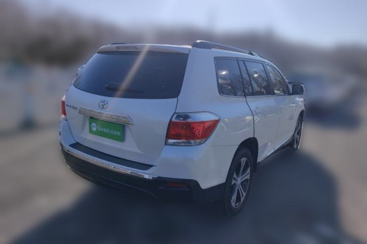 Used Toyota Highlander 2013 2.7L Two-Wheel Drive 5-Seater Purple Gold Edition
