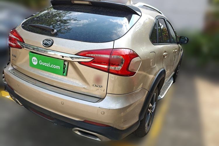 Used BYD Tang New Energy 2015 2.0T Four-Wheel-Drive Flagship Model