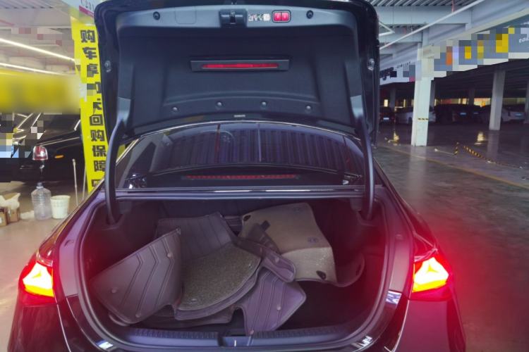 Used Mercedes-Benz E-Class 2024 Refresh E 300 L Stylish Edition
